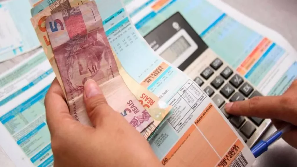 A busca por uma vida digna para os brasileiros se reflete na política do governo federal que visa não só a sobrevivência, mas também a qualidade de vida.